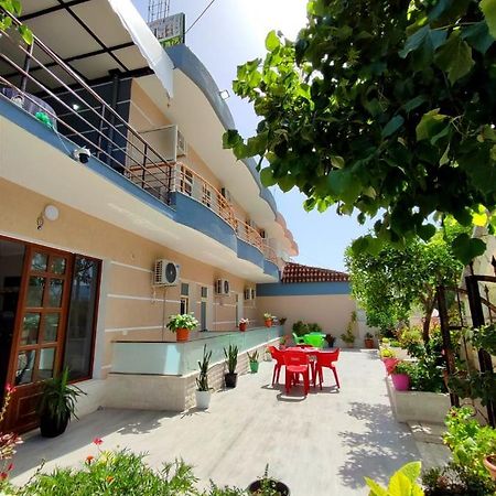 Hotel Vila Flowers Vlorë Exteriér fotografie