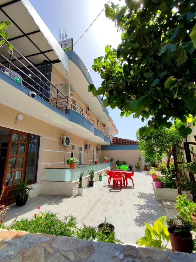 Hotel Vila Flowers Vlorë Exteriér fotografie