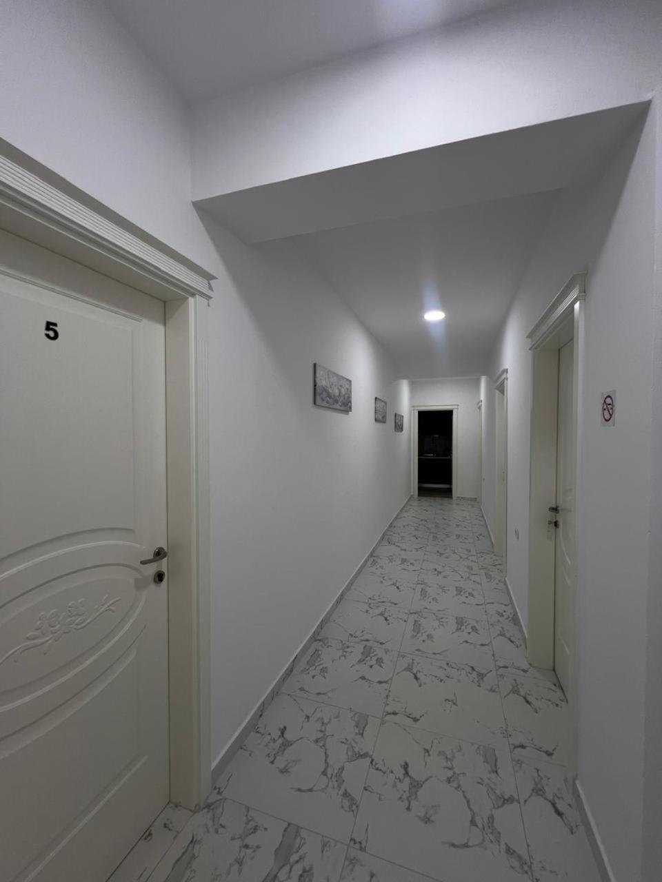 Hotel Vila Flowers Vlorë Exteriér fotografie